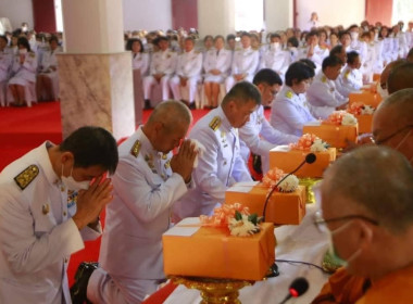 ร่วมพิธีเจริญพระพุทธมนต์ เนื่องในโอกาสวันคล้ายวันประสูติ ... พารามิเตอร์รูปภาพ 2