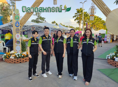 พิธีกรดำเนินรายการถ่ายทอดสด กิจกรรมส่งเสริมการขาย พารามิเตอร์รูปภาพ 1