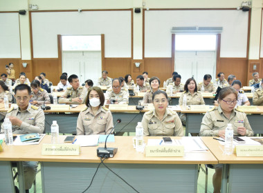 ประชุมคณะกรมการจังหวัดและหัวหน้าส่วนราชการจังหวัดลำปาง ... พารามิเตอร์รูปภาพ 5